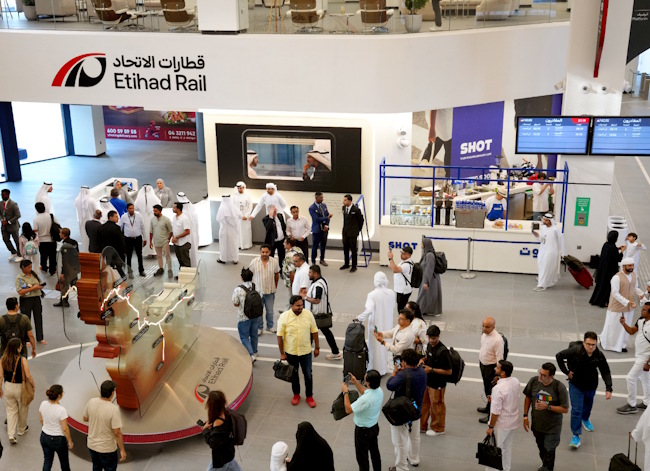 Etihad Rail запустил пассажирскую линию Дубай–Абу-Даби