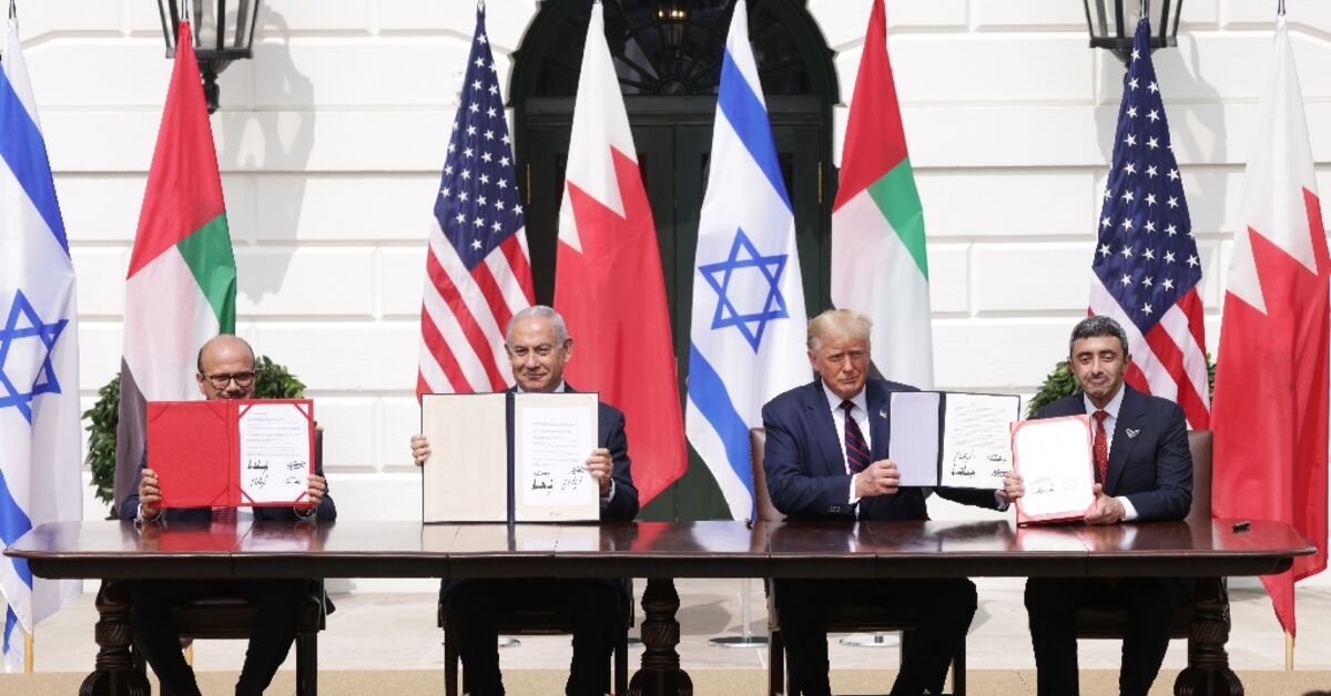 Трамп требует массового присоединения к Авраамовым соглашениям в рамках сделки с Ираном