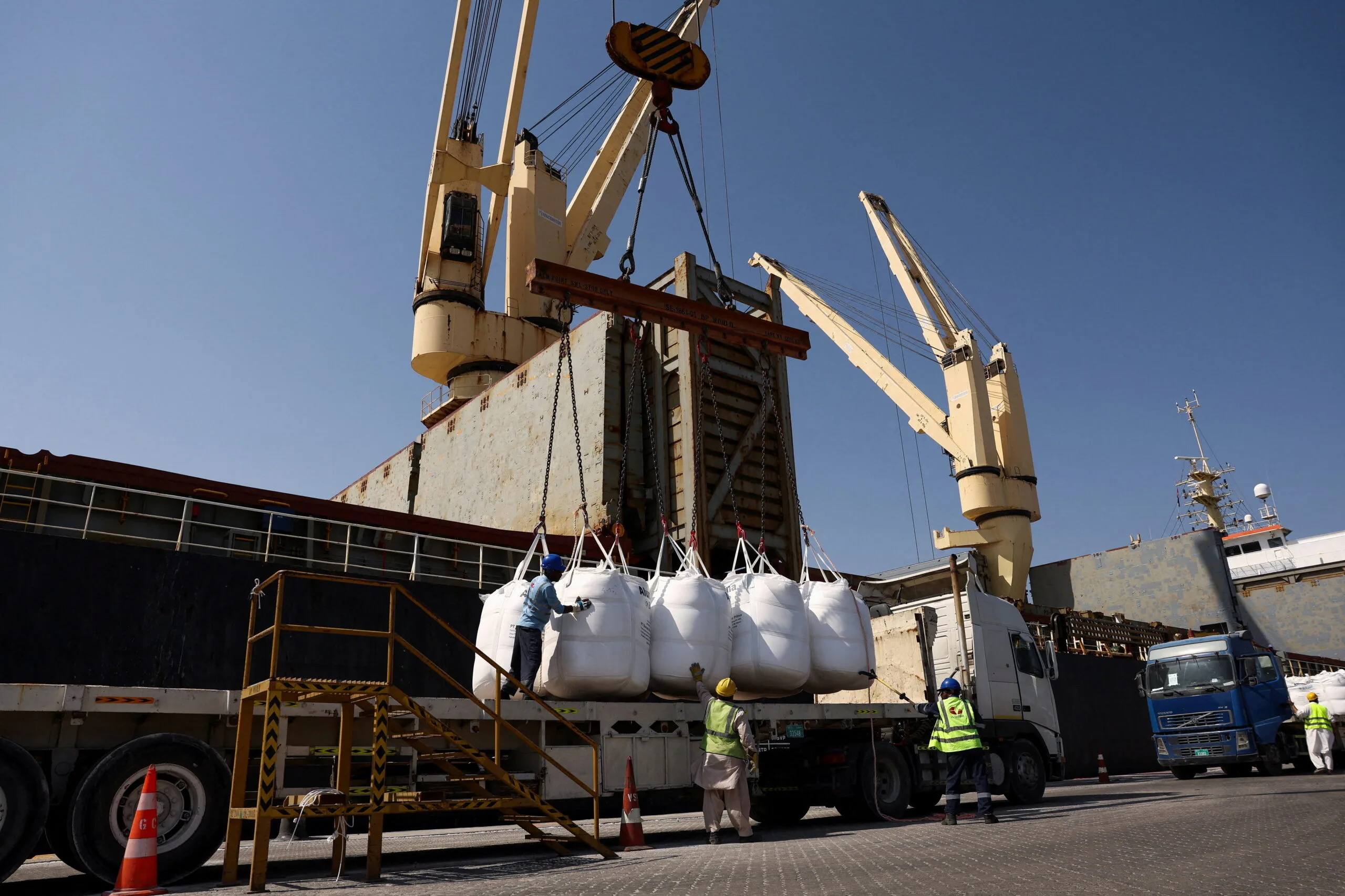DP World строит терминалы в Фуджейре в обход Ормузского пролива