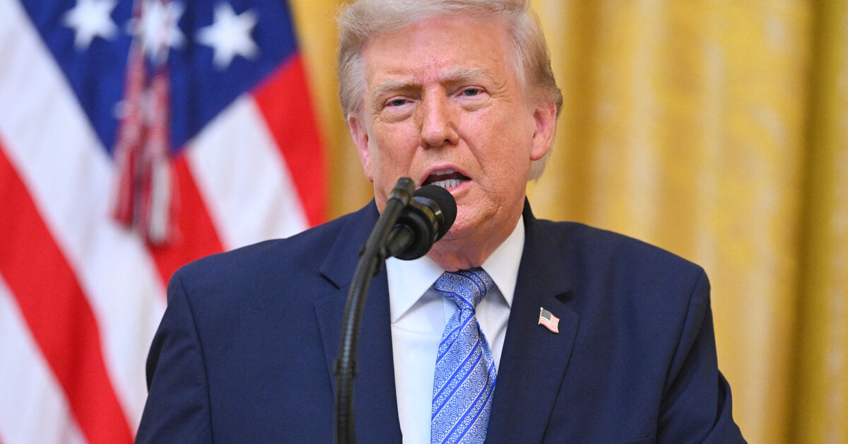 Трамп предложил включить Иран в санкционный законопроект против России