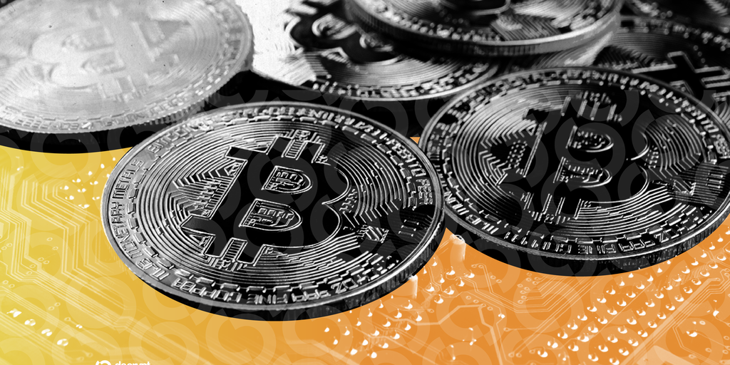 Ралли Bitcoin забуксовало после жёстких заявлений главы ФРС Уорша