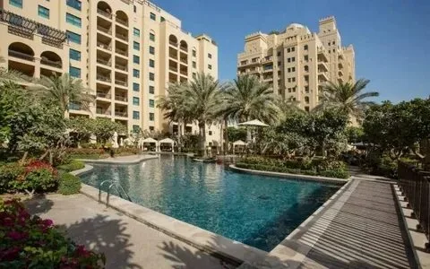 Fairmont Residences North 2