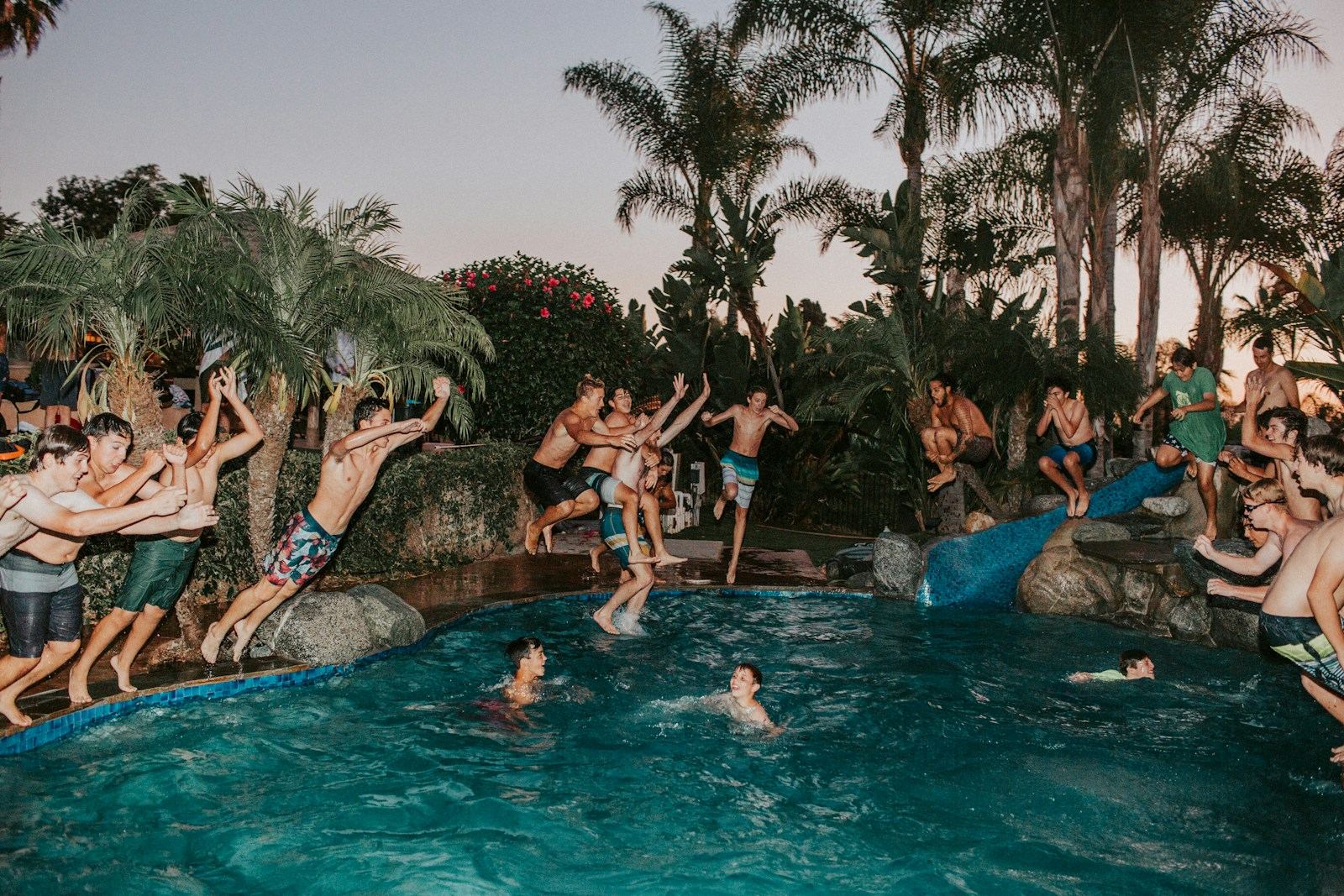 Atlantis The Royal · Friday Night Pool Party